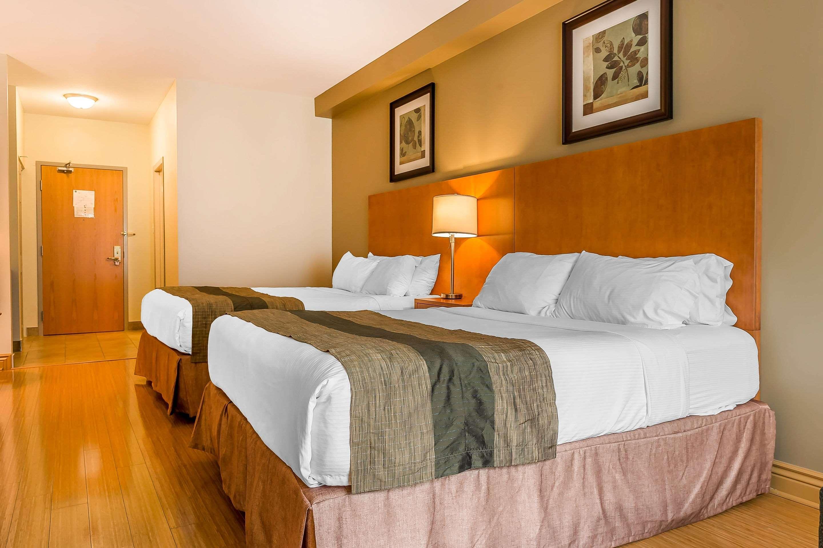 Quality Inn & Suites Hawkesbury Eksteriør bilde