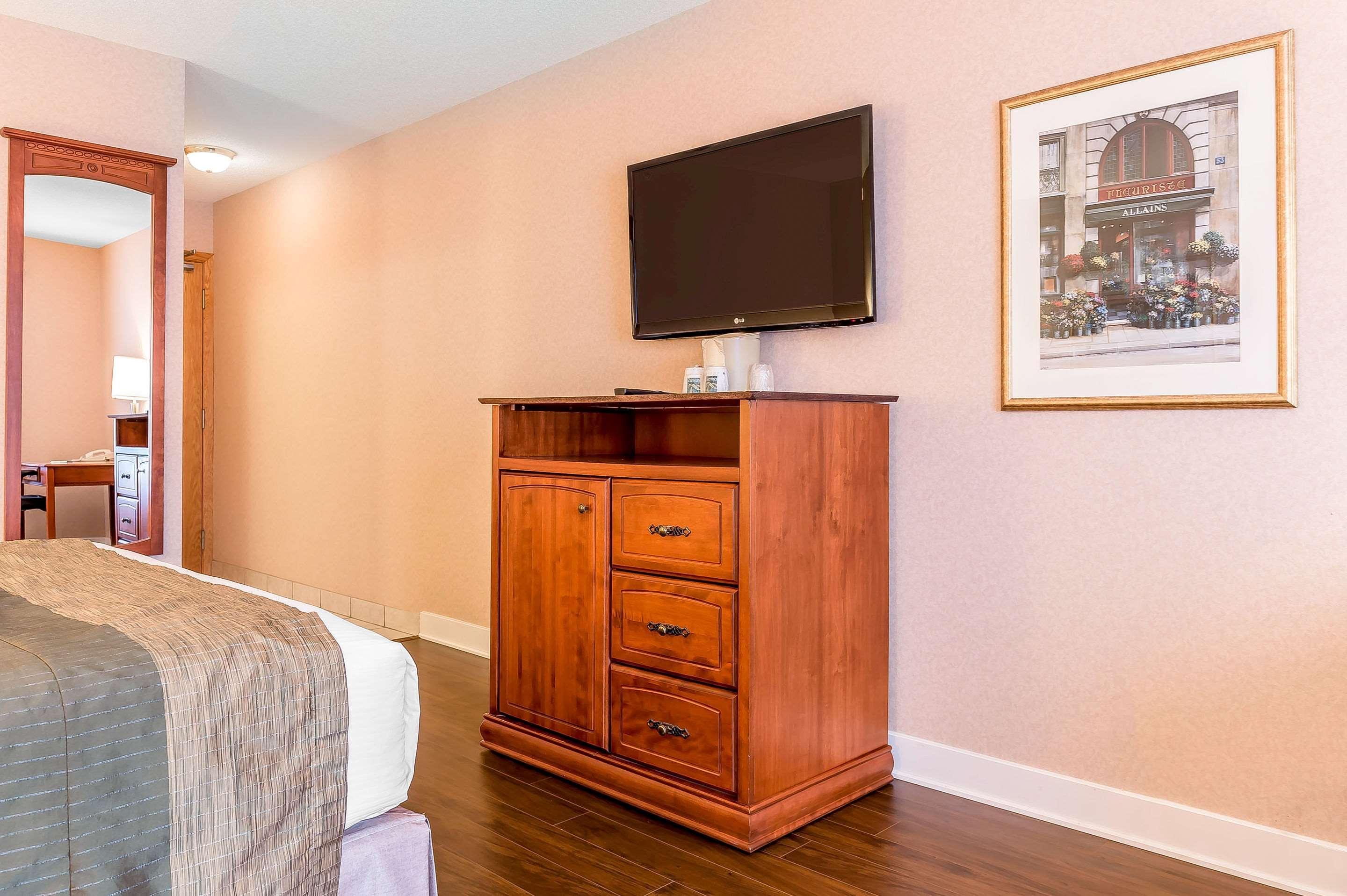 Quality Inn & Suites Hawkesbury Eksteriør bilde